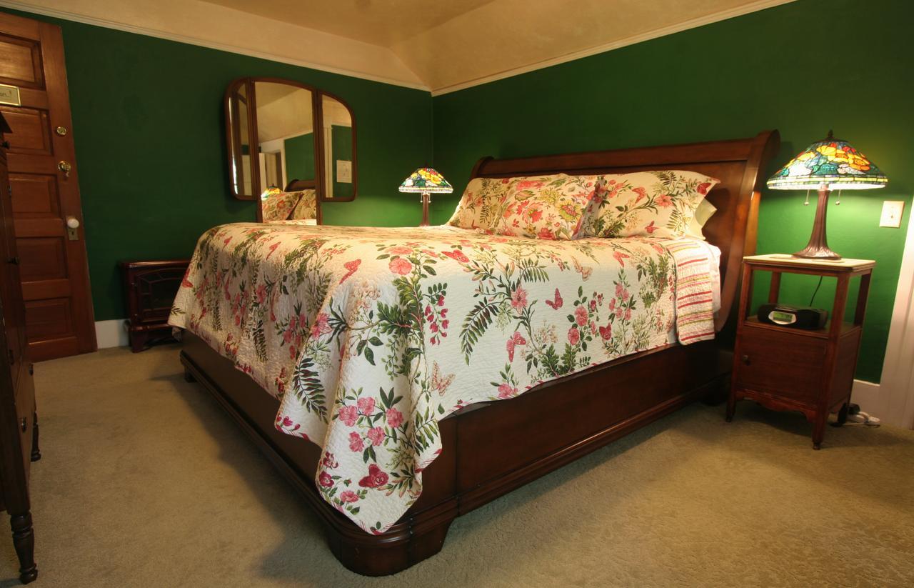 Kangaroo House Bed & Breakfast Eastsound Экстерьер фото