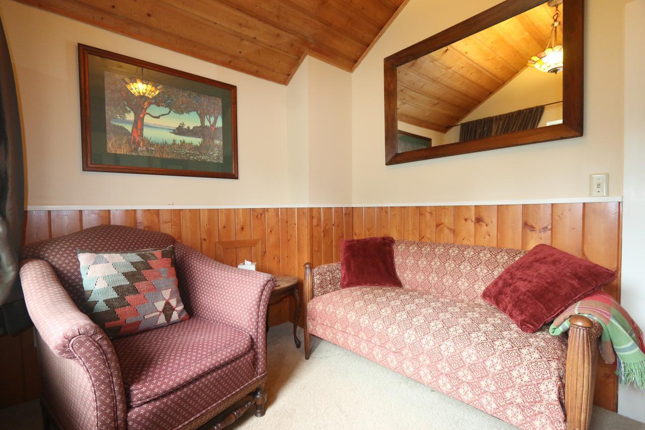 Kangaroo House Bed & Breakfast Eastsound Экстерьер фото